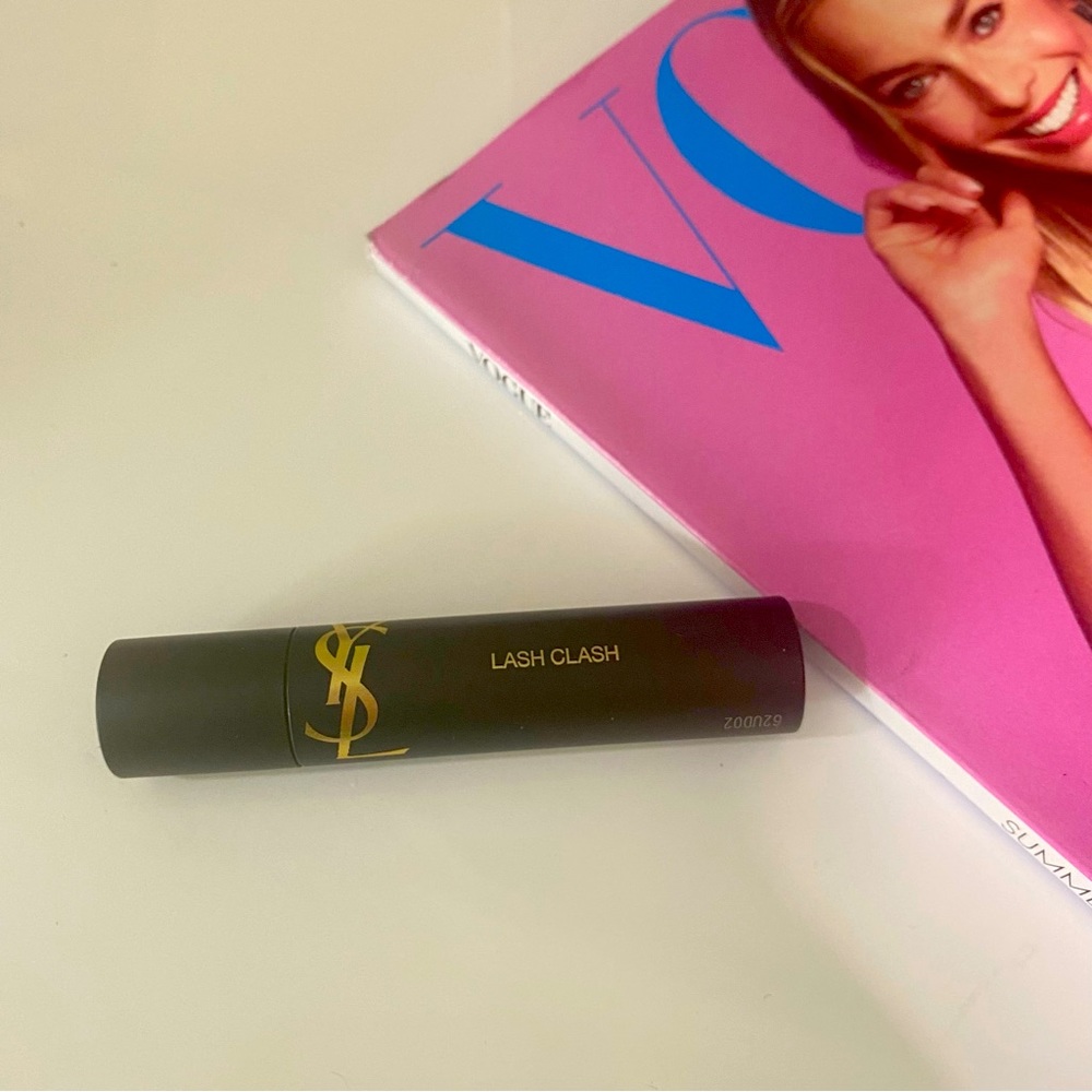 YVES SAINT LAURENT YSL Lash Clash Extreme Volume Mini Mascara .06oz/2mL
